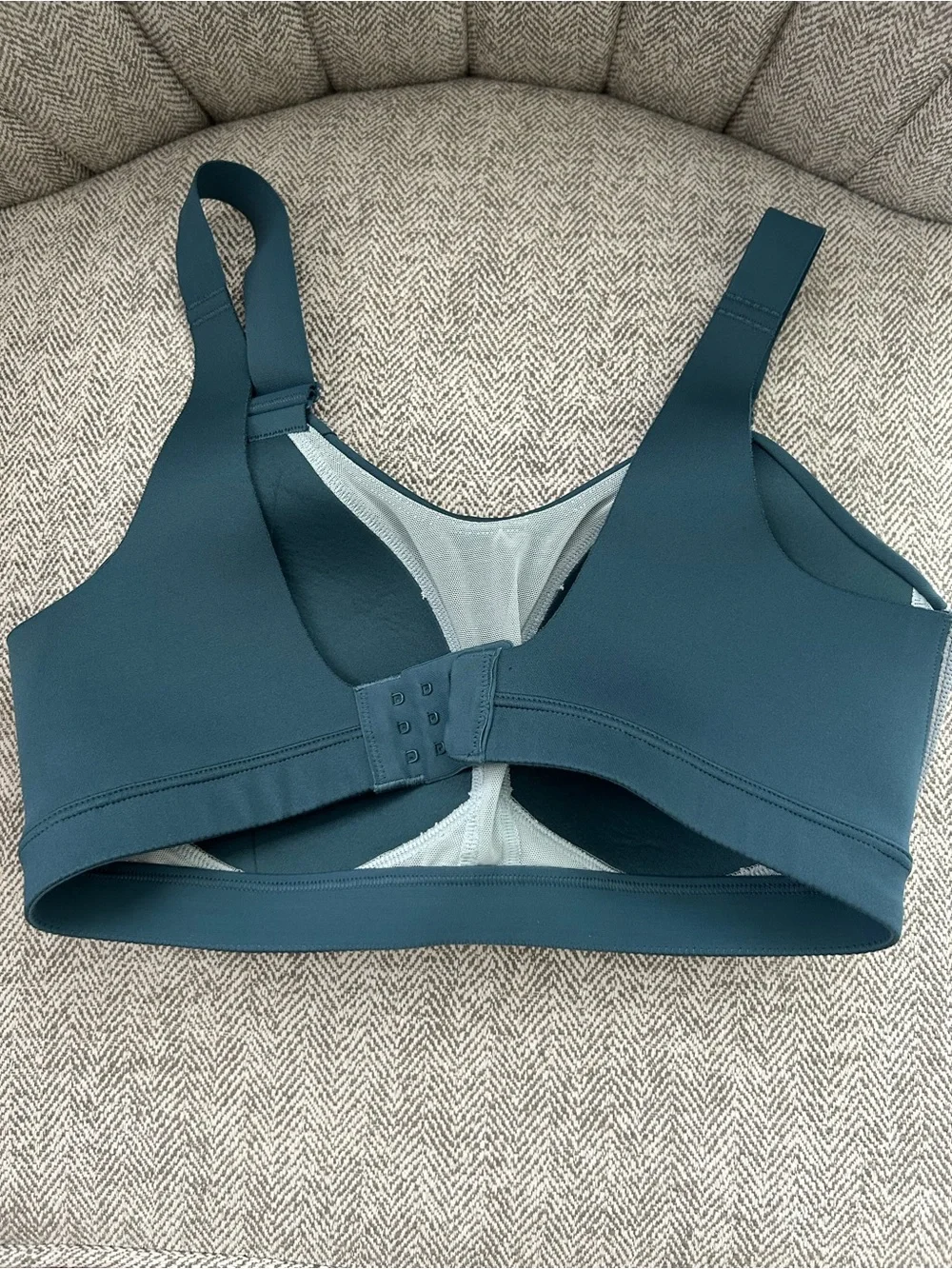 Nike Women's Dark Teal Support Sports Bra.Size Small